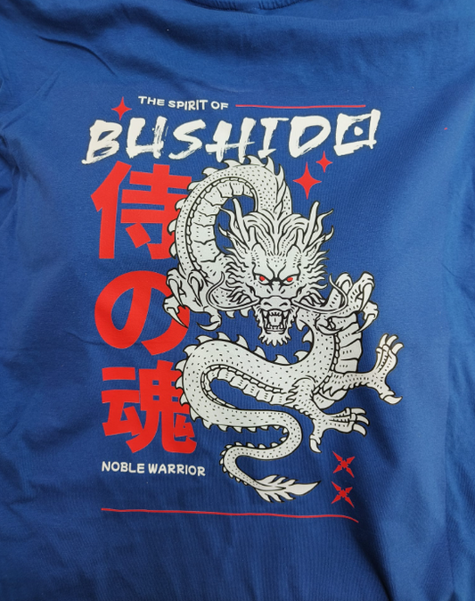 Camiseta imipresa con el diseño sobre tela color azul royal