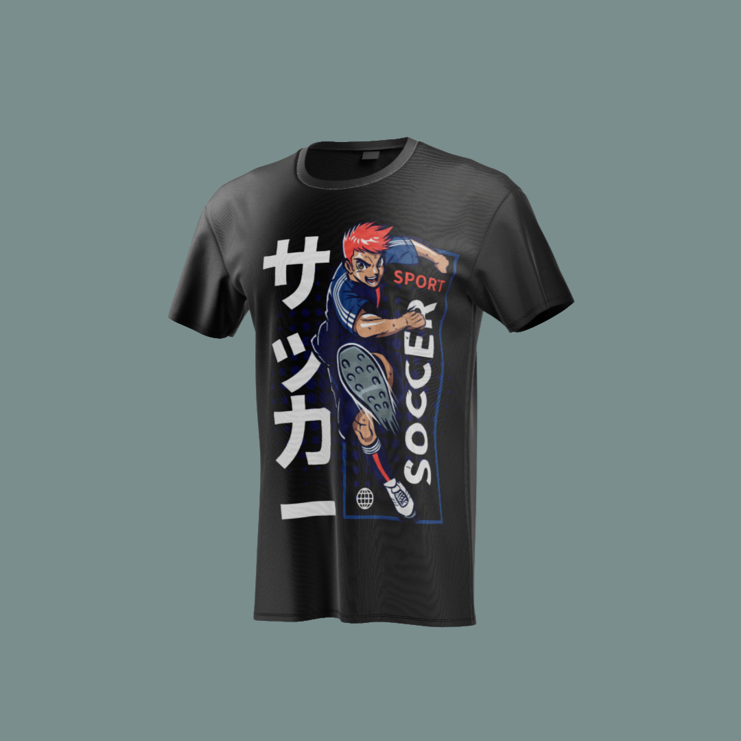 Camiseta negra con diseño de fútbol estilo japonés, jugador con cabello rojo y tipografía japonesa.